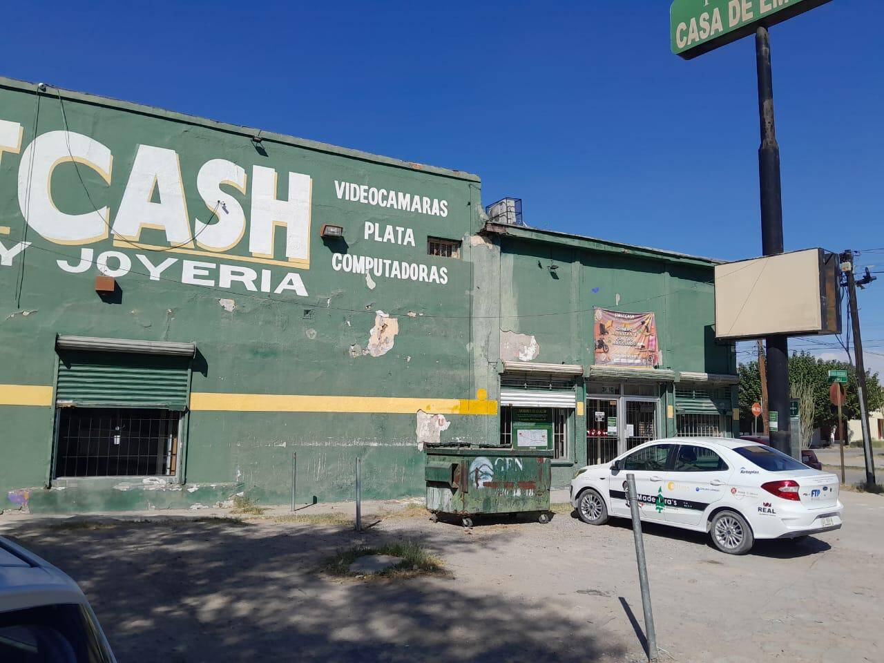 SE RENTA EXCELENTE LOCAL COMERCIAL EN AVENIDA PRINCIPAL