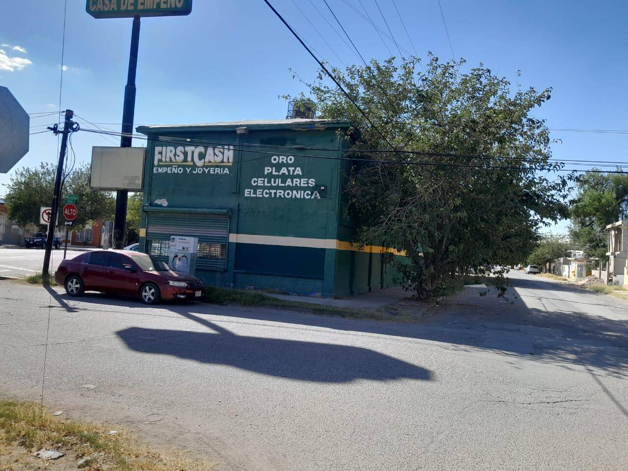 SE RENTA EXCELENTE LOCAL COMERCIAL EN AVENIDA PRINCIPAL