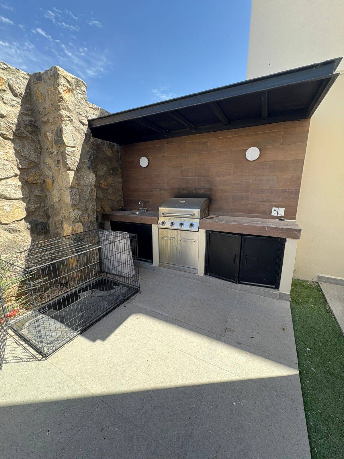 SE VENDE HERMOSA CASA CON ALBERCA EN RESIDENCIAL  ARBOREAL