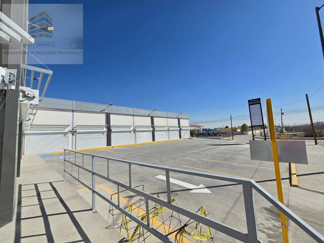Conjunto Comercial para Renta en Juárez - 5