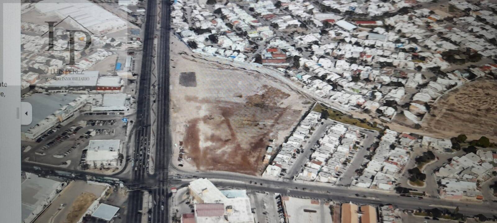 SE VENDE SUPER  TERRENO COMERCIAL CON INIGUALABLE UBICACION