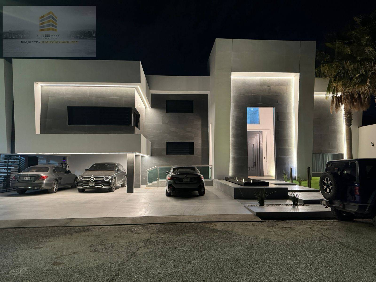 SE VENDE HERMOSA RESIDENCIA EN UBICACION PRIVILEGIADA
